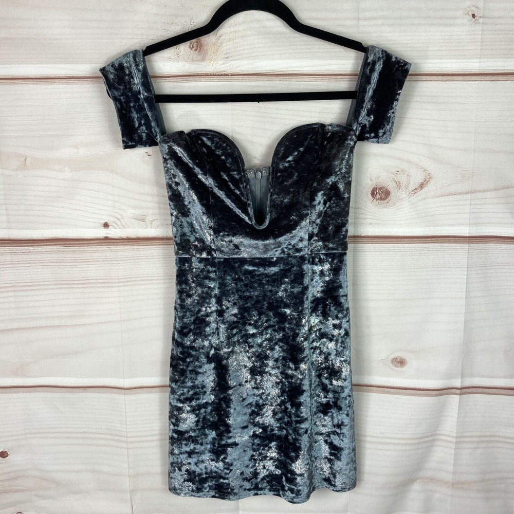H:ours x Revolve Dress Womens XS‎ Gray Jade Velvet Mini Off The Shoulder Plunge